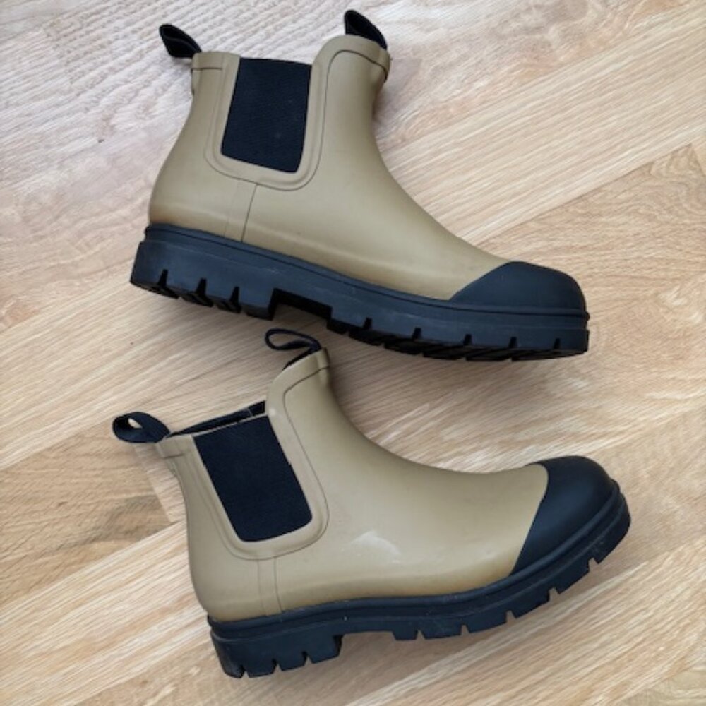 Everlane "The Rain Boot"